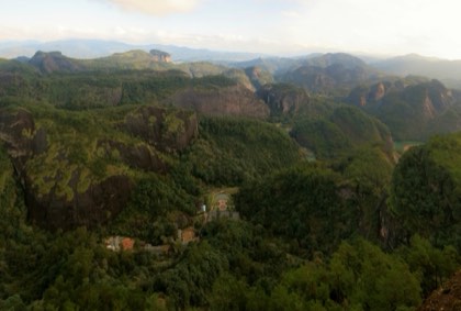 Wuyi Mountains — photograph 3