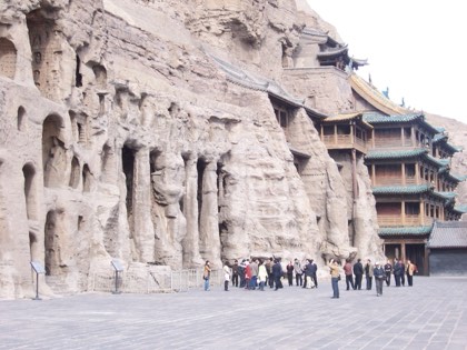 Yungang Grottoes & Datong — photograph 3
